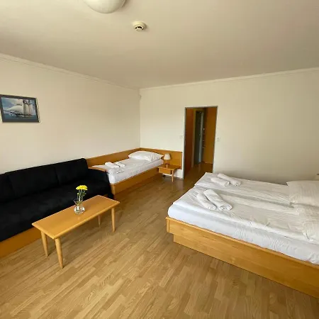 Laguna & Restaurant Hotel Ceske Budejovice