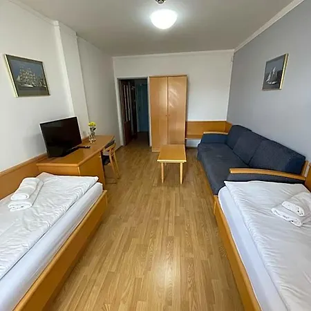 Laguna & Restaurant 3* Ceske Budejovice