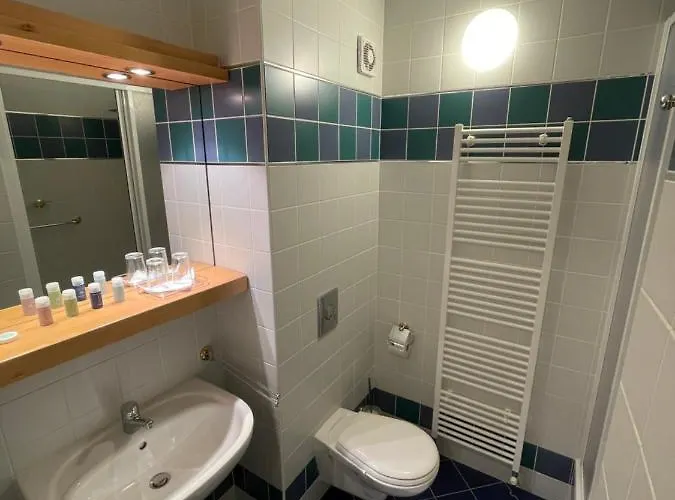 Laguna & Restaurant Готель