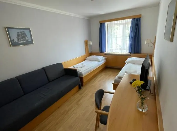 Laguna & Restaurant Чеське Будєйовіце