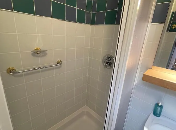 Laguna & Restaurant Готель Чеське Будєйовіце