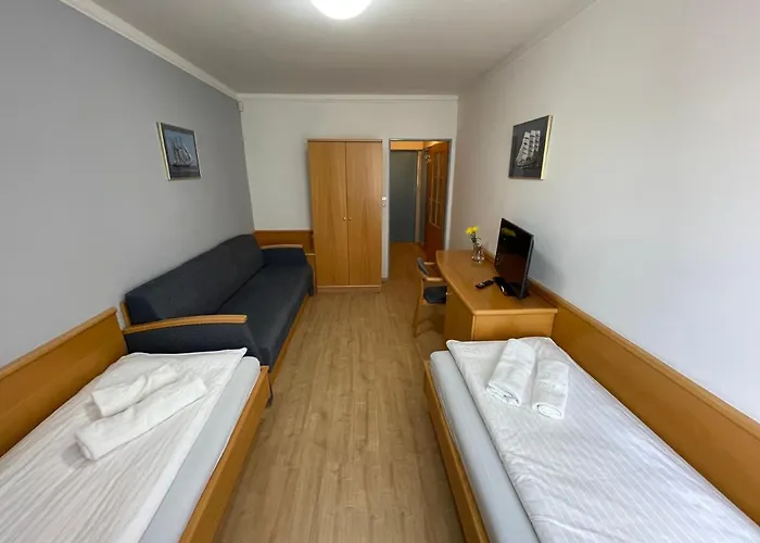 Готель Laguna & Restaurant 3*