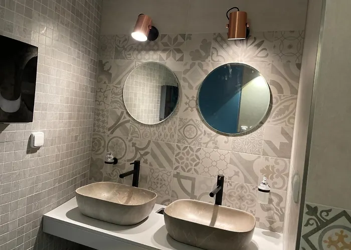 호텔 Laguna & Restaurant